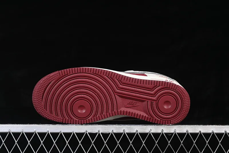 All categories Nk Air Force 1 Air Force series Nk Air Force 1 Low Air Force low top Nike Air Force 1'07 Low North Face joint cinnabar diamond Air Force 1 low top casual sneakers DF0188-112